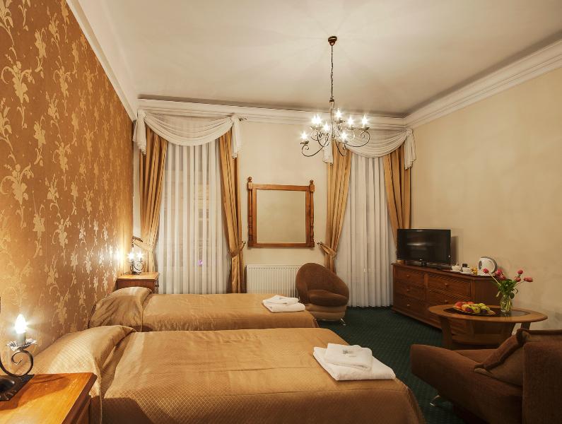 Hotel Yarden By Artery Hotels كراكوفيا المظهر الخارجي الصورة